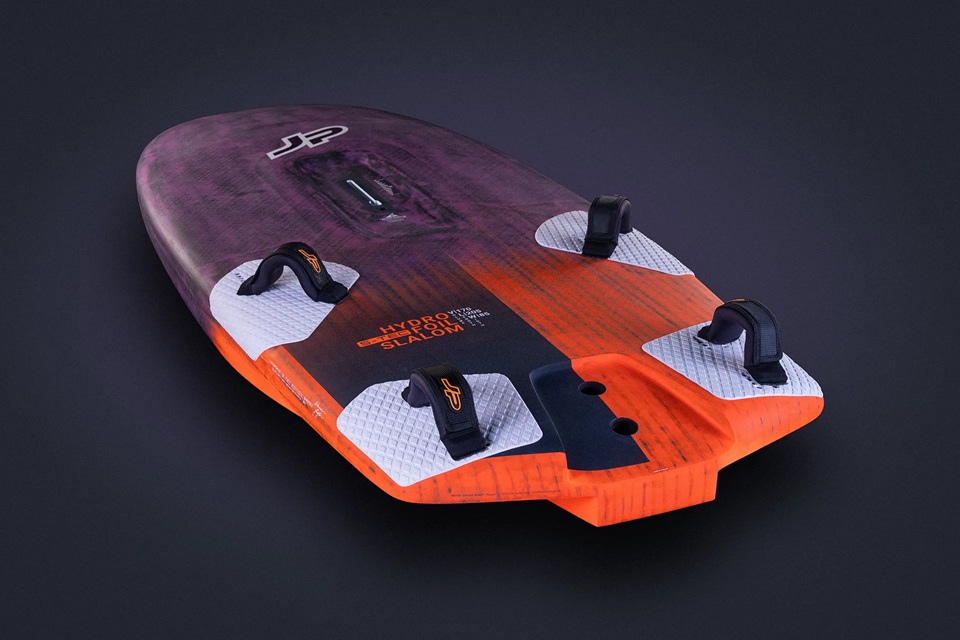 DECK TAIL RELEASE CUT-OUT