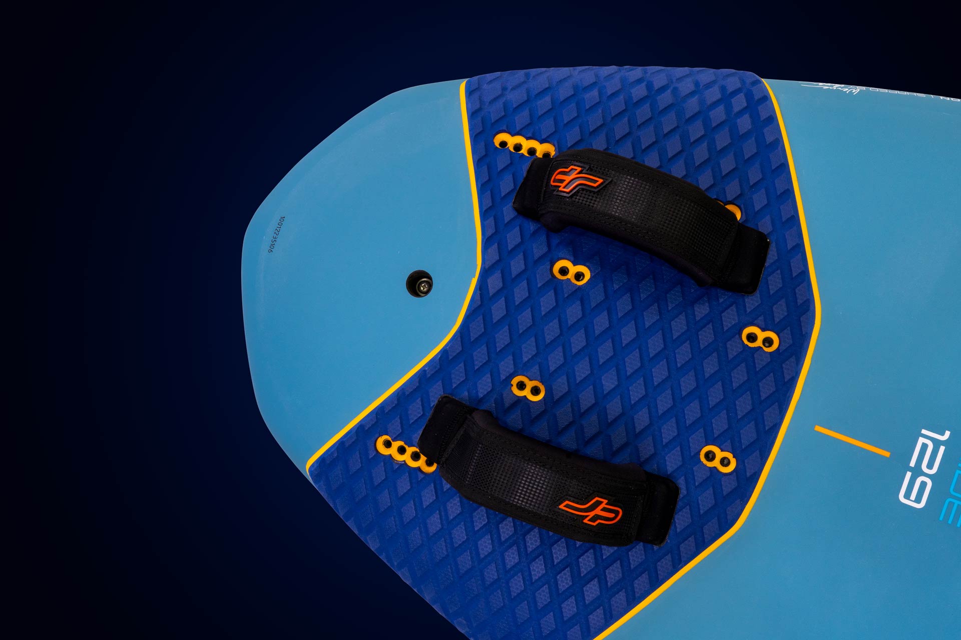 MULTIPLE FOOTSTRAP POSITIONS